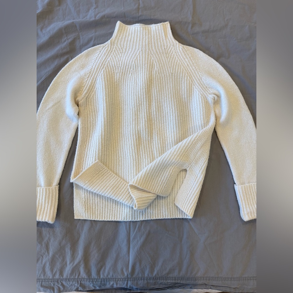 VINCE Women’s White Mock Neck Wool Sweater Small